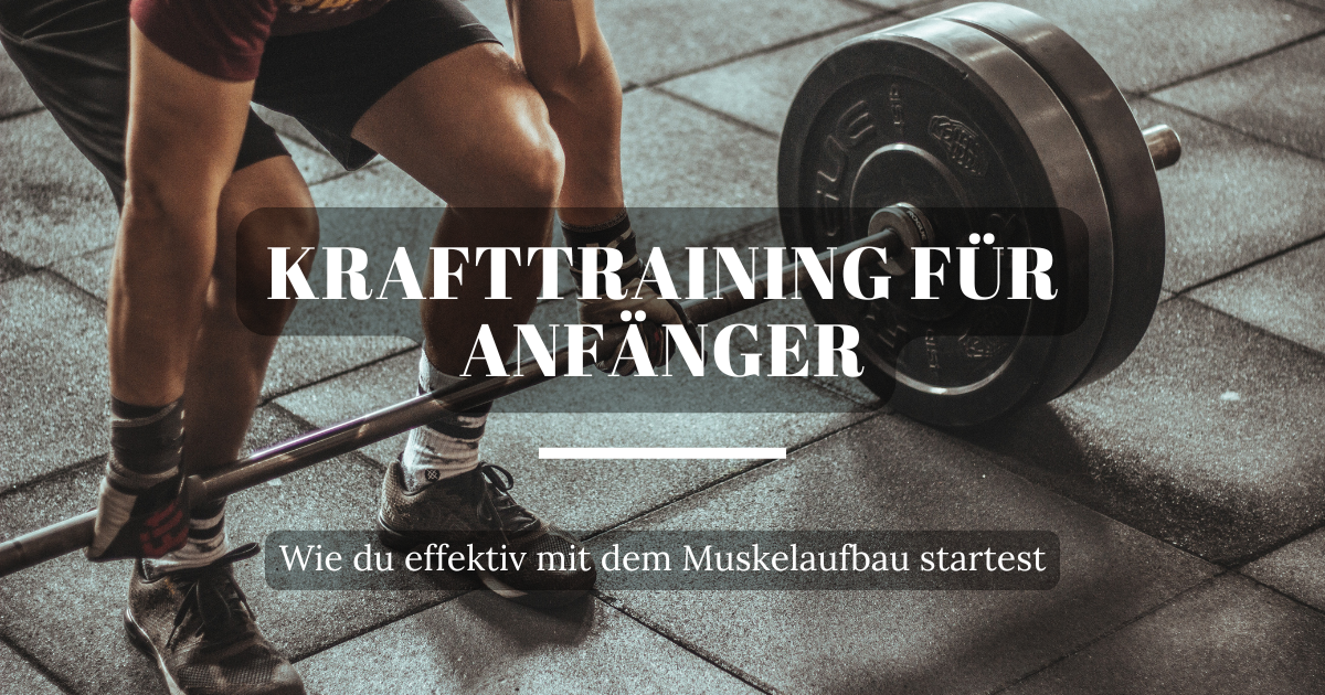 Ein Mann bereitet sich auf einen Deadlift mit einer Langhantel vor, um die richtige Technik und Kraft für den Muskelaufbau zu nutzen.