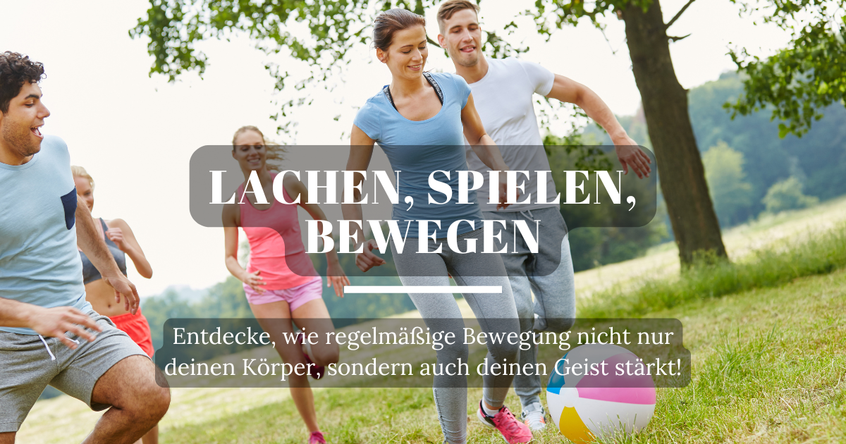 Junge Menschen spielen auf einer Wiese mit einem aufblasbaren Wasserball Fußball – eine Darstellung von Spaß, Bewegung und positiver Energie.